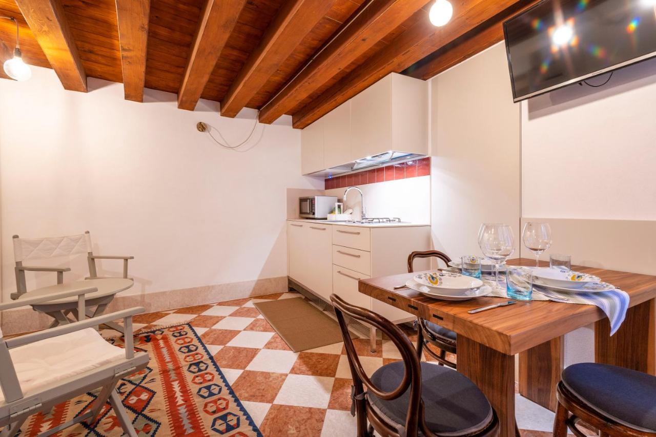 San Silvestro House Daire Venedik Dış mekan fotoğraf